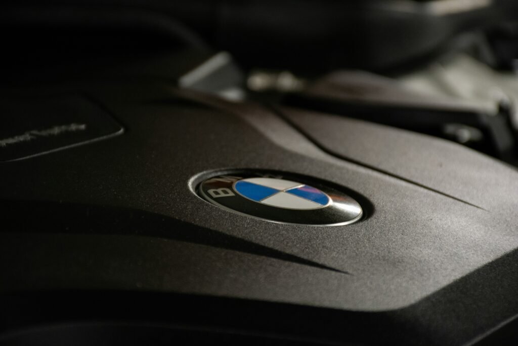 igor-constantino-7qoFOQpfKNU-unsplash Mercedes